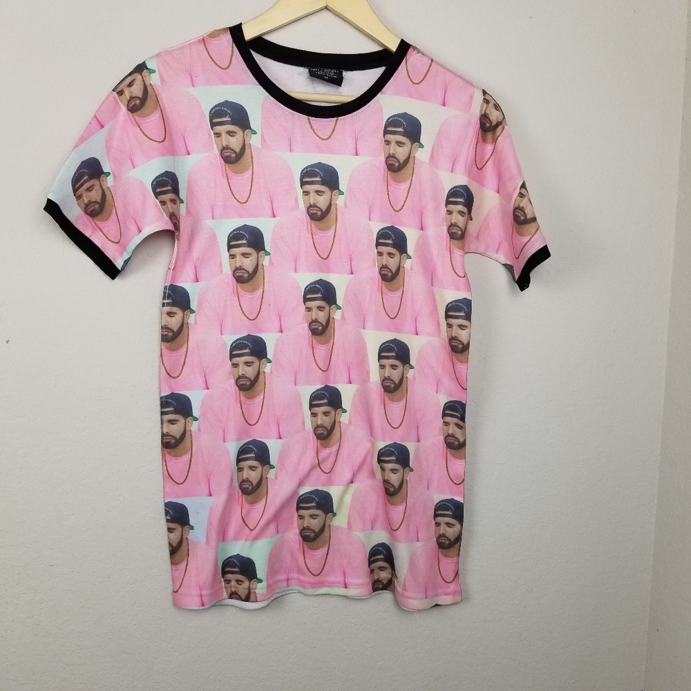 EUC Drake crying graphic pink top size medium